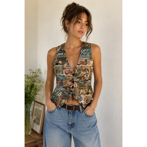 Saddle River Sportswear Jackets & Blazers - Saddle River Tapestry Fruit Print Vest Made in USA 90s Whimsigoth Vintage
